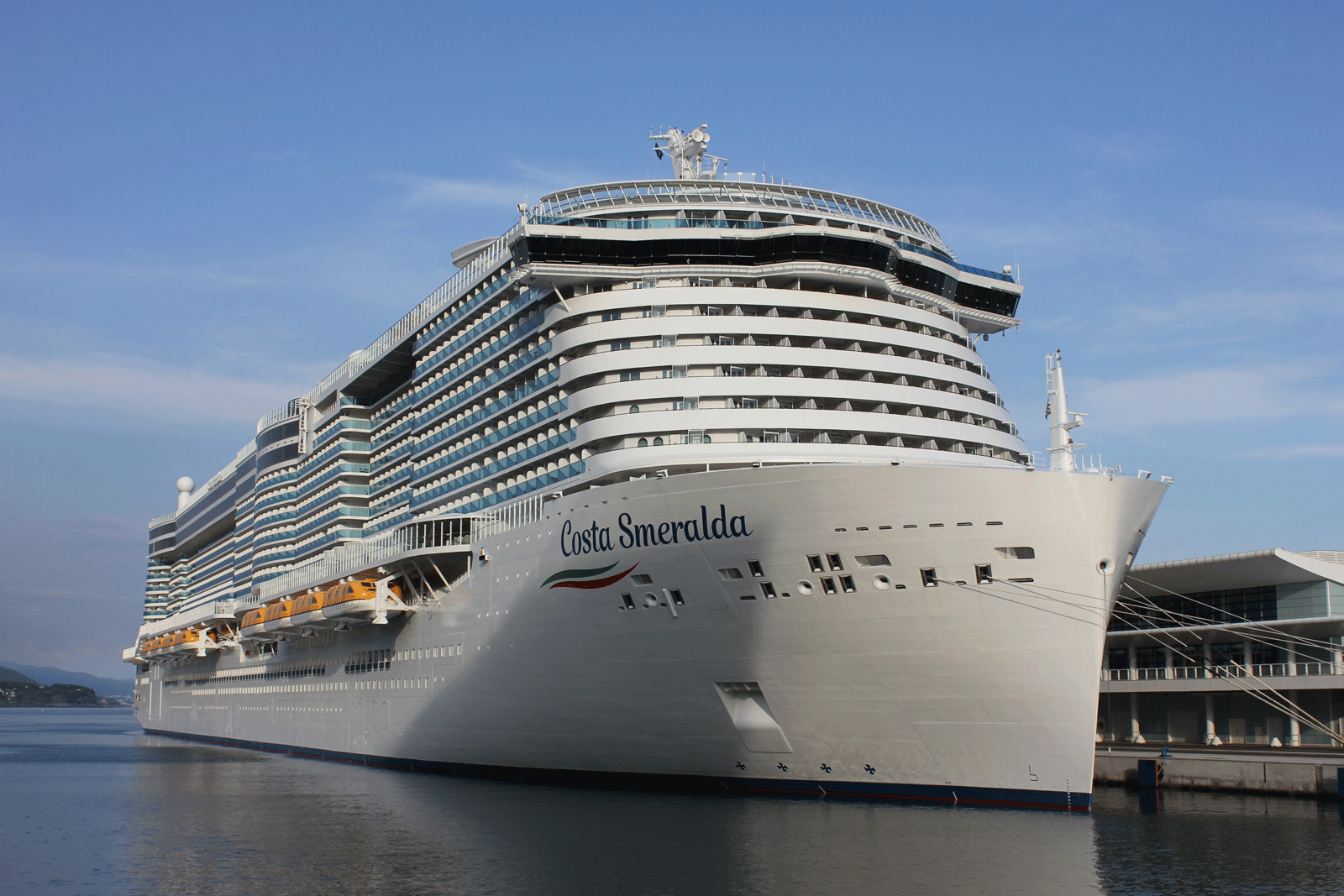 Costa_Smeralda_in_Savona_September_2020.png