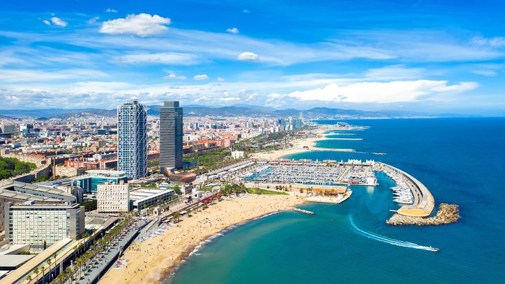 spain-barcelona-best-beaches-somorrostro.jpg